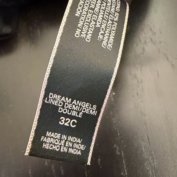 Victoria Secret Black Bra - Picture 3 of 4